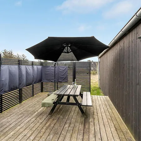 3 Bedroom Stunning In Casa vacanze
