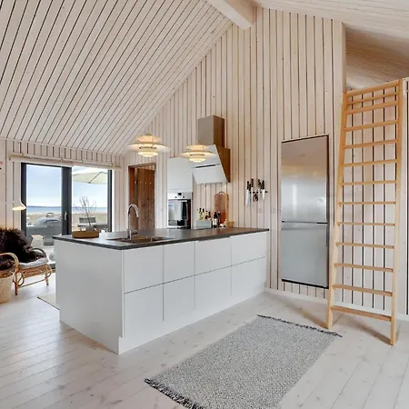 Holiday home 3 Bedroom Stunning In