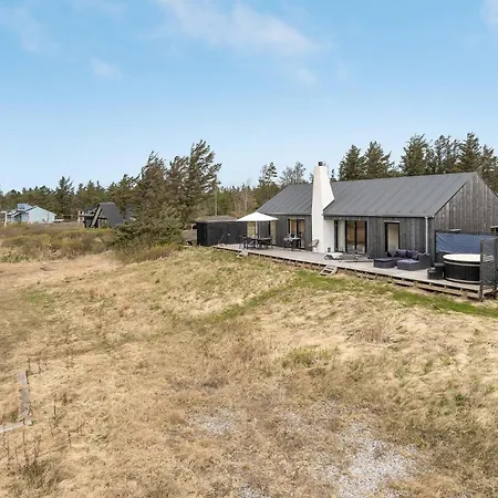 3 Bedroom Stunning In Thyholm
