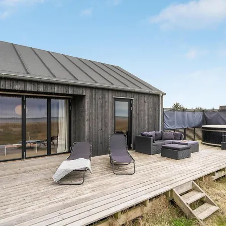 Holiday home 3 Bedroom Stunning In Thyholm