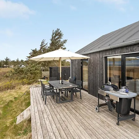 3 Bedroom Stunning In Holiday home Thyholm